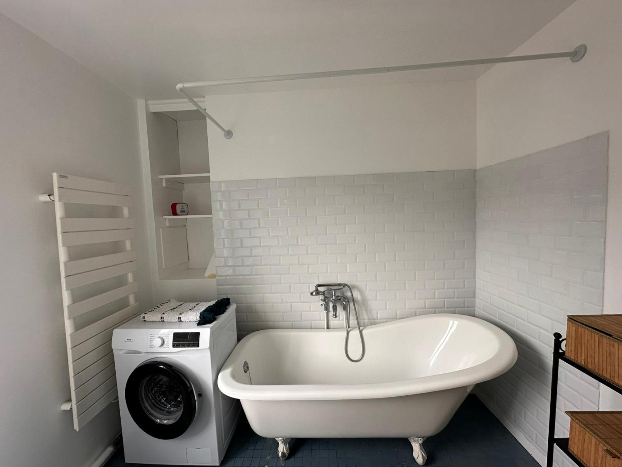 Large Apartment In City Center Онфльор Екстериор снимка