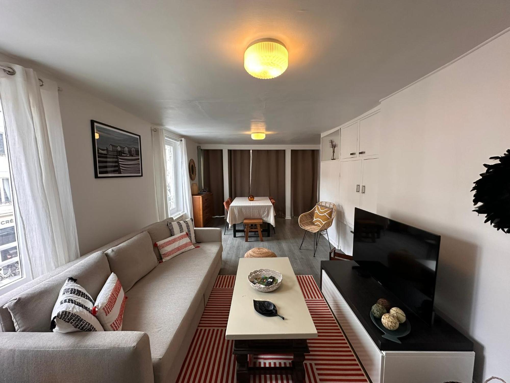 Large Apartment In City Center Онфльор Екстериор снимка